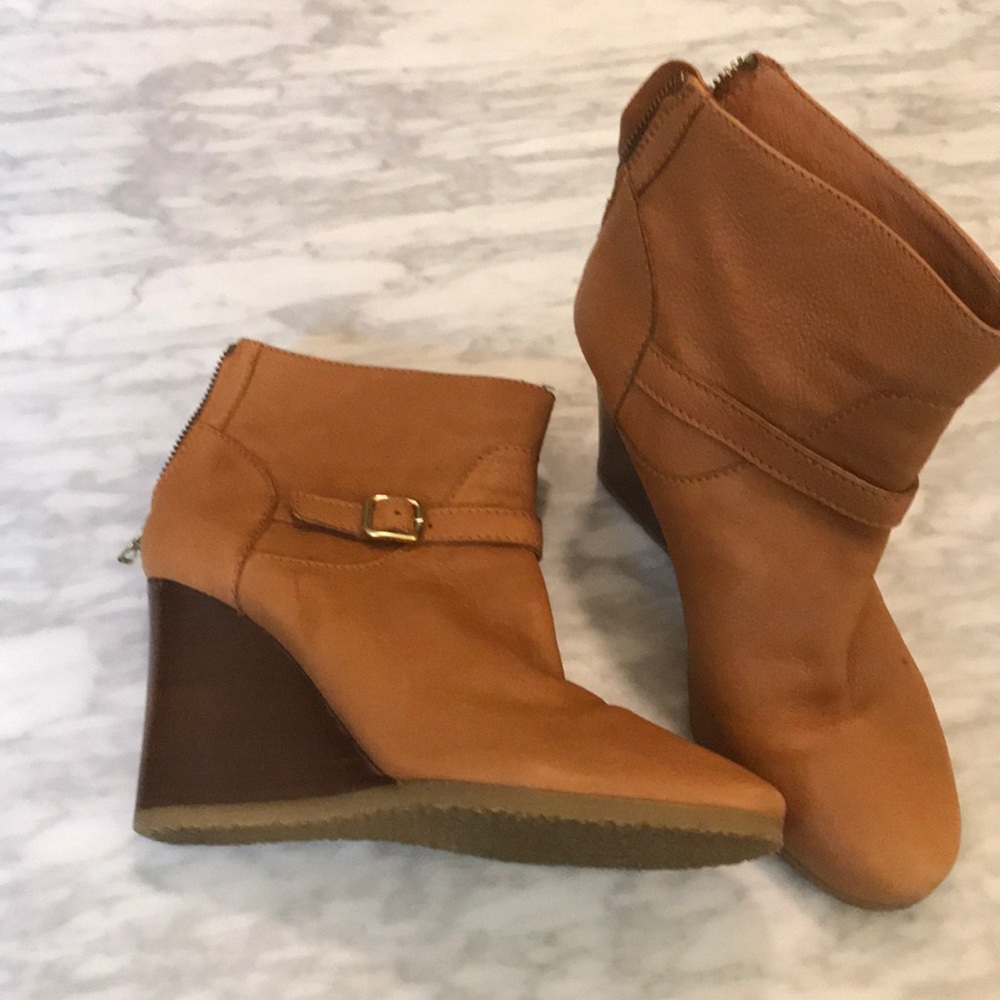 J. Crew camel color wedge ankle boot, sz 9.5